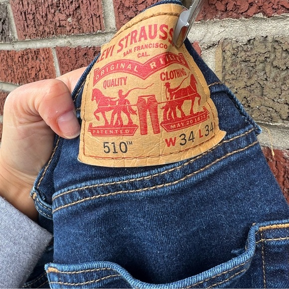 Levi’s Dark Navy Blue Denim Straight Leg Jeans - Picture 4 of 4